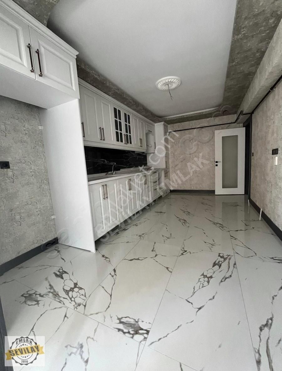 Bağlarbaşı Mahallesi Sıfır Binada Ultra Satılık Daire