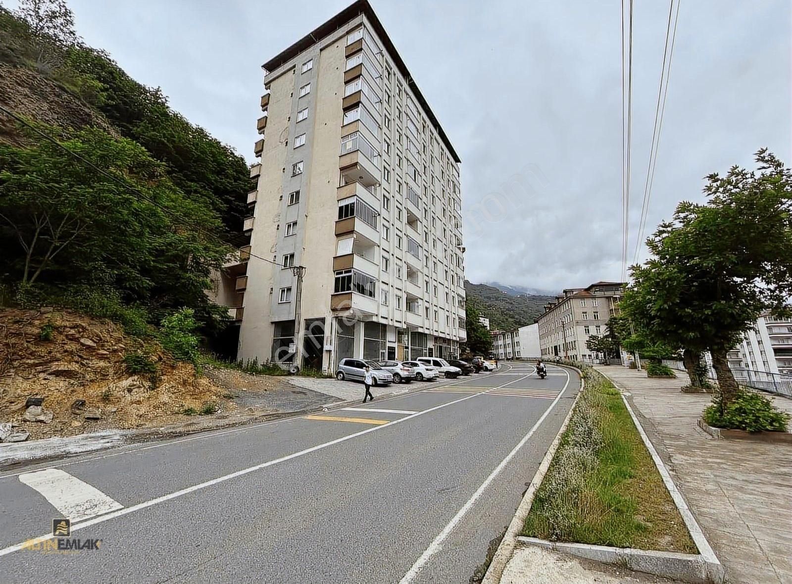 Trabzonda Maçkada Satılık 3+1 Daire
