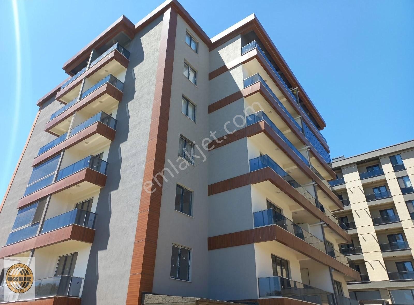 Fa Özbirden Cengiz Topel Caddesi Üzerinde Site İçi Lüx 2+1 Daire