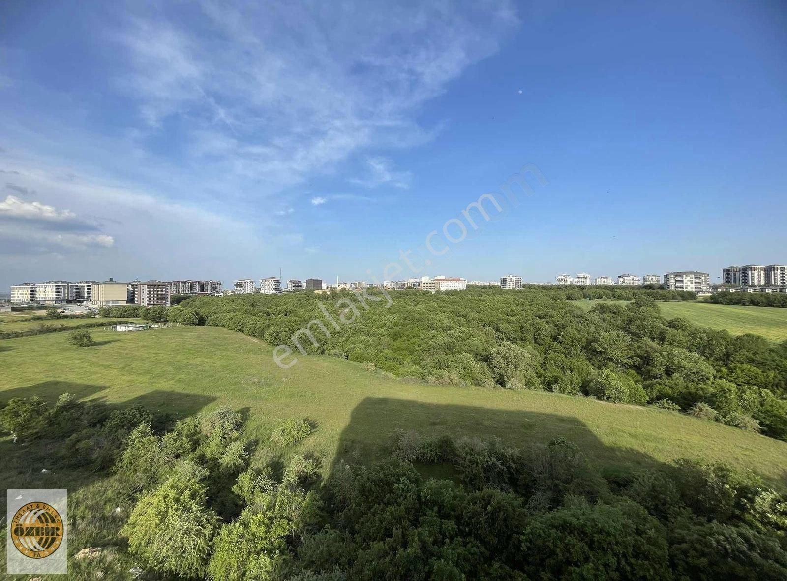 Fa Özbir'den Cumhuriyette Orman Manzaralı Ful+ful Lüx 1+1 Daire