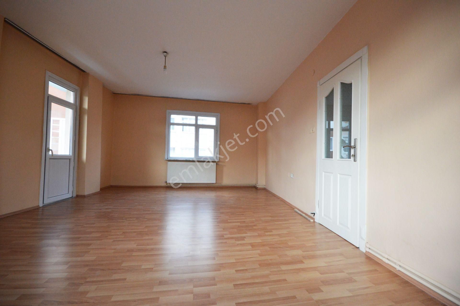 Başokur'dan Bahçelievler Siyavuşpaşa Mh Satılık 2+1 Arakat Daire