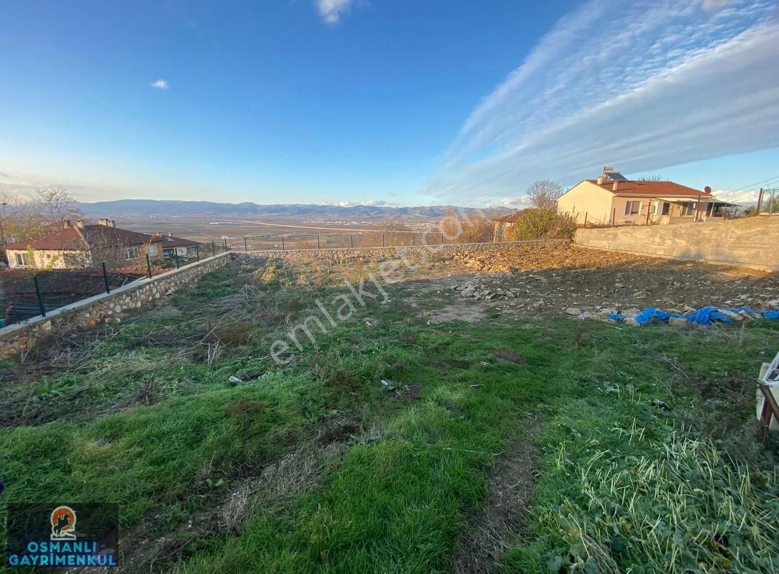 Subaşı Mahallesinde Resmi 350 M2 Konut İmarlı Satılık Arsa - Görsel 3