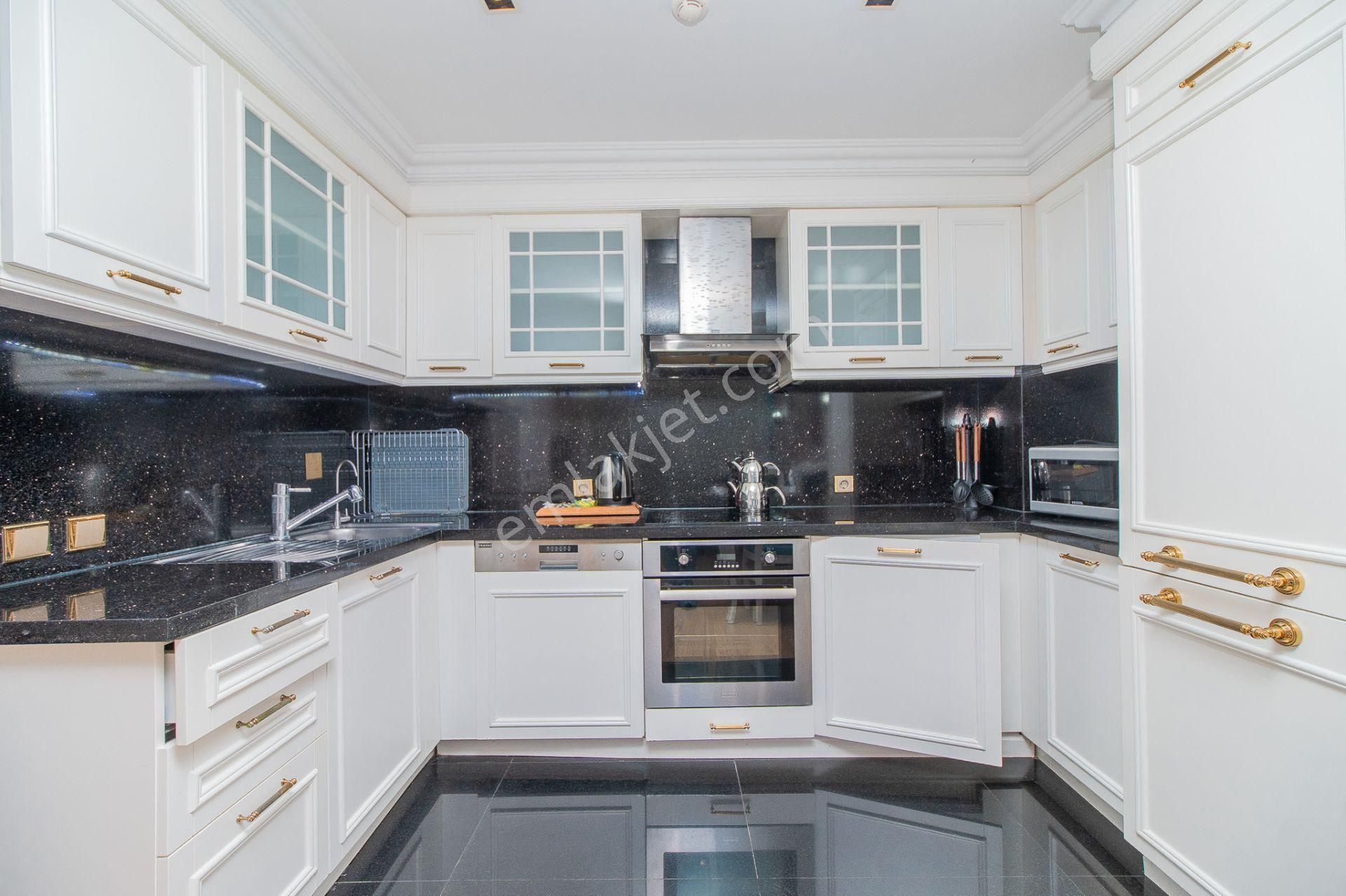 Antalya Konyaaltı Liman Mahallesi’nin En Lüks Konsept Sitesinde Satılık 3+1 Dublex - Görsel 9