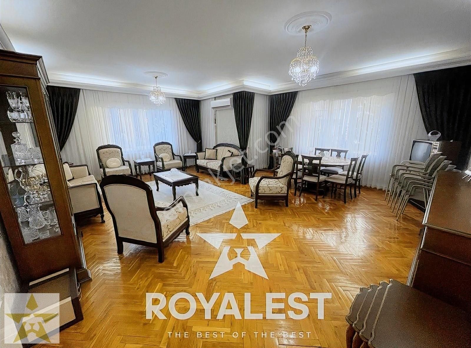 Royalest'ten Bölgenin En Genişi Hasarsız Fırsat Site İçi 3+1