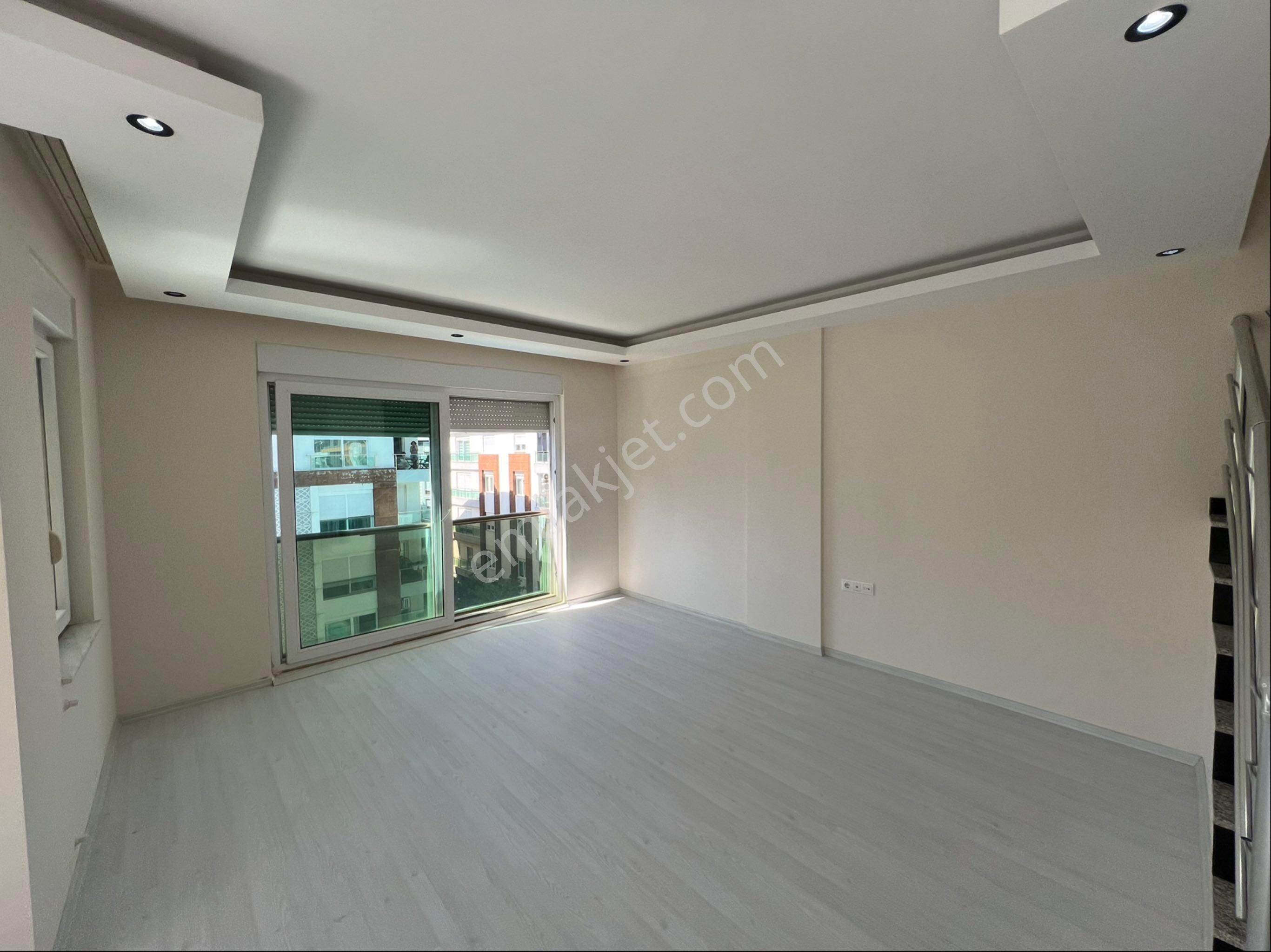 Antalya Konyaaltı 170m2 2 Banyo Teras 4+1 Boş Kiralık Daire - Görsel 19