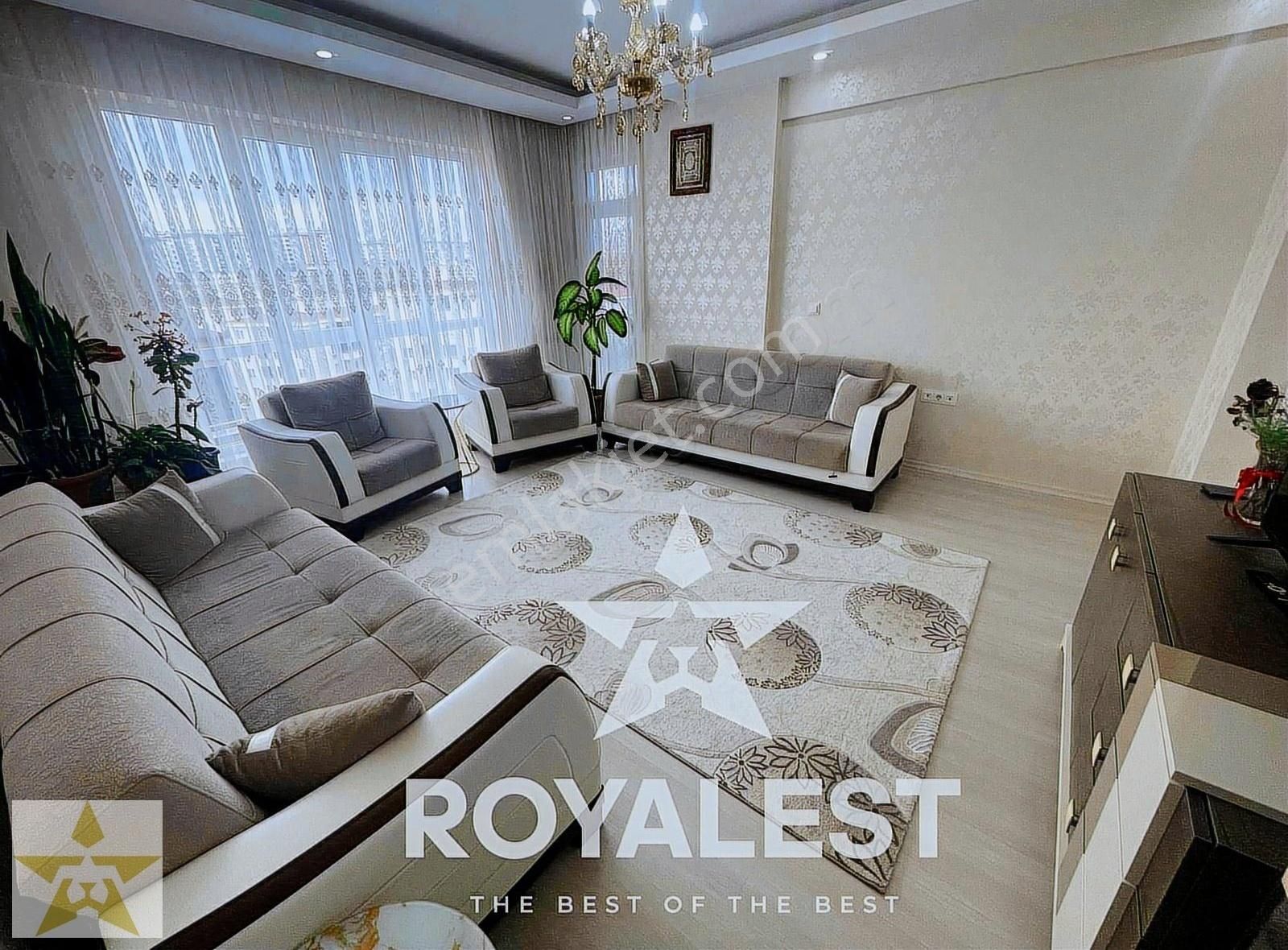 Royalest'ten Şahintepe'de Hasarsız İskanlı Ara Kat 2+1 Daire