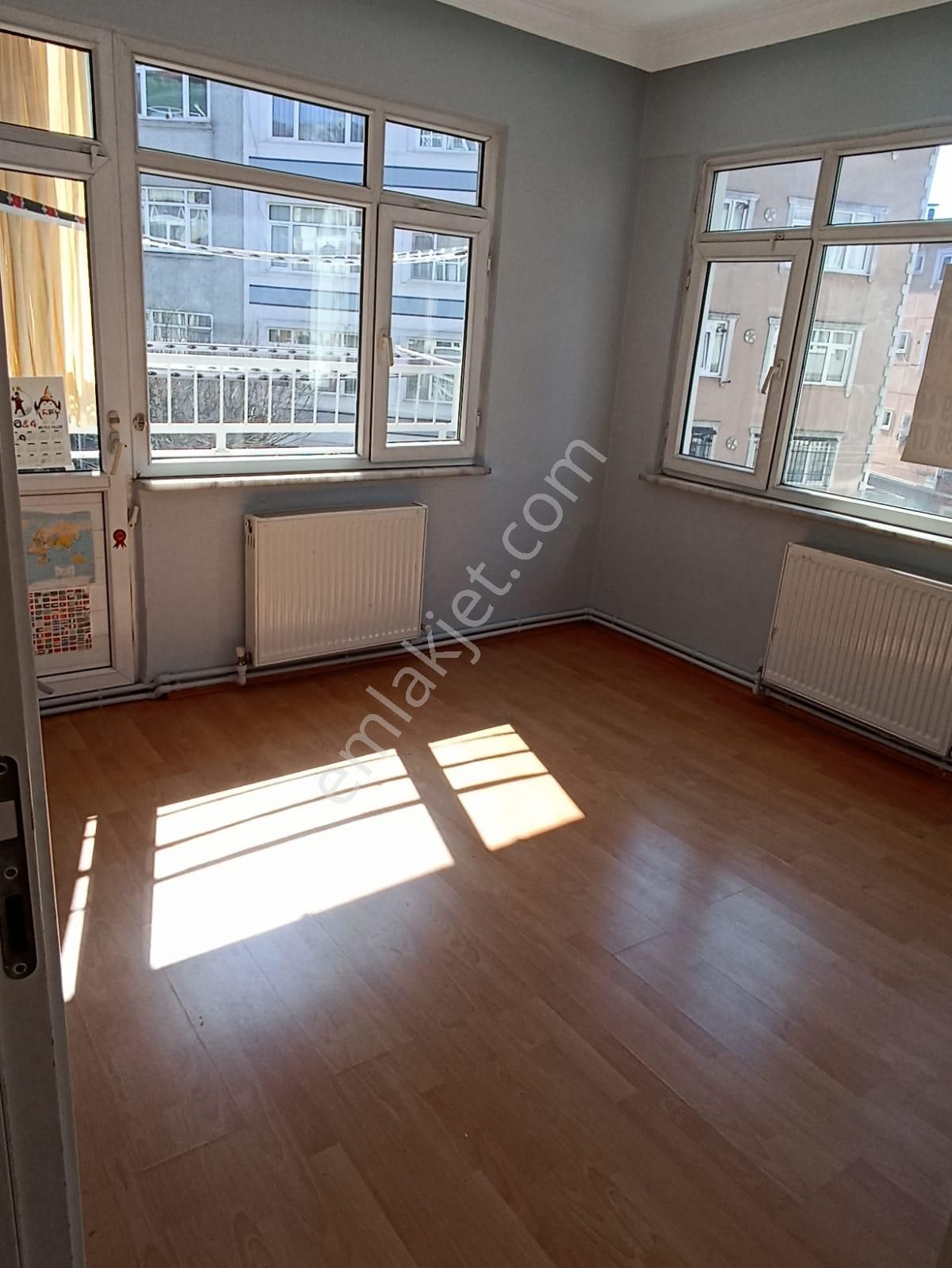 İstanbul Satılık Daire 2+1 80m2