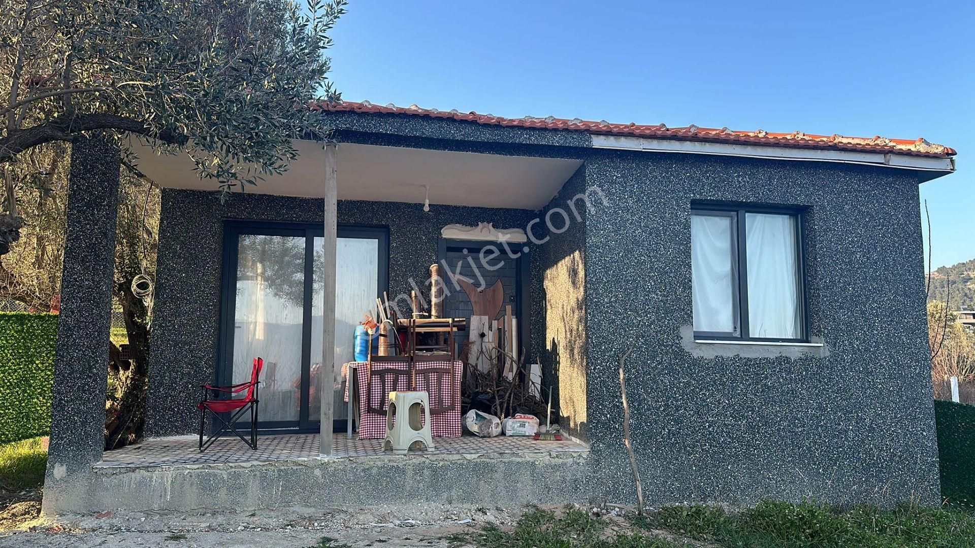 İzmir Bornova Yakaköy Cevizliyaylada Satılık Arazi