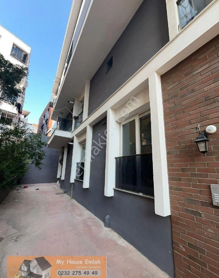 Buca Adatepe Mahallesinde Doğalgazlı 1+1 Kiralık Daire