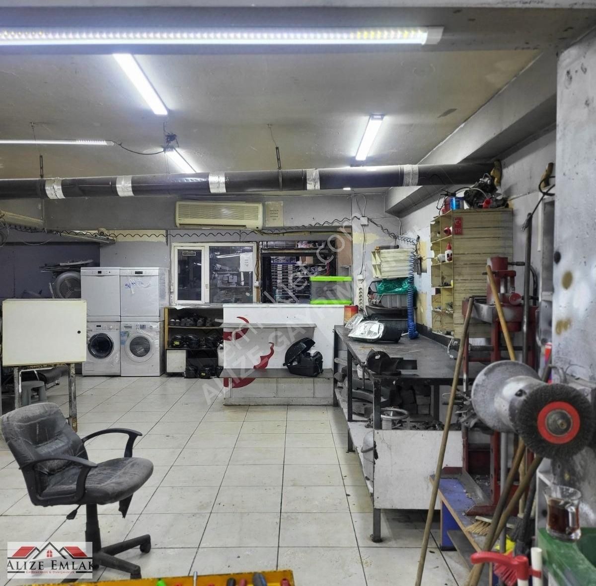 Alizeden Halkali Meydana Yakin 2 Katli Yeni Binada 400 Mt İşyeri - Görsel 8