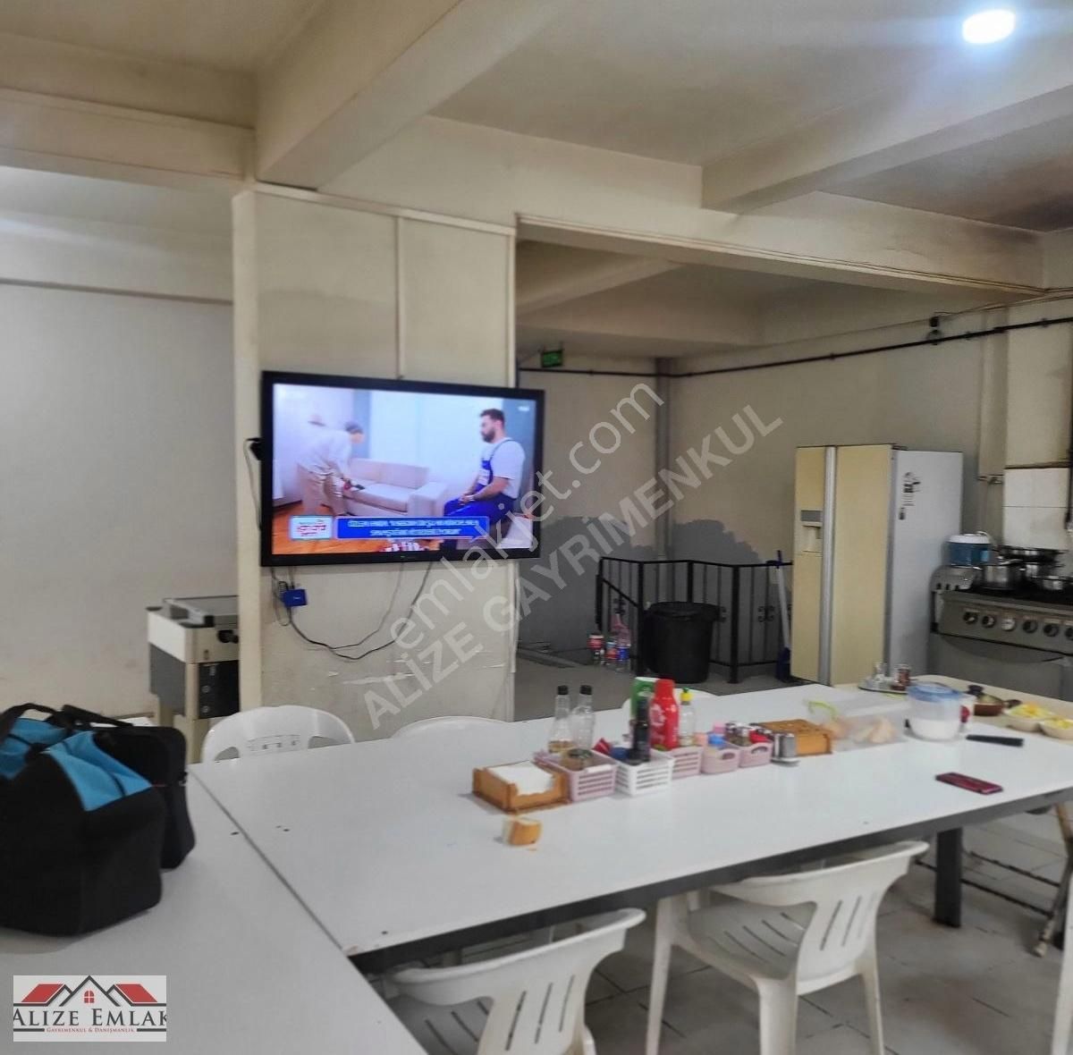 Alizeden Halkali Meydana Yakin 2 Katli Yeni Binada 400 Mt İşyeri - Görsel 19