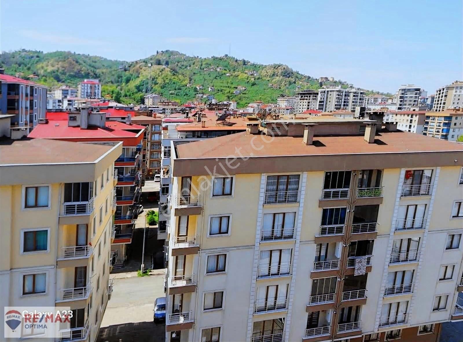Yeşiltepe Mh. Park Sitesinde Deniz Manzaralı Satılık 3+1