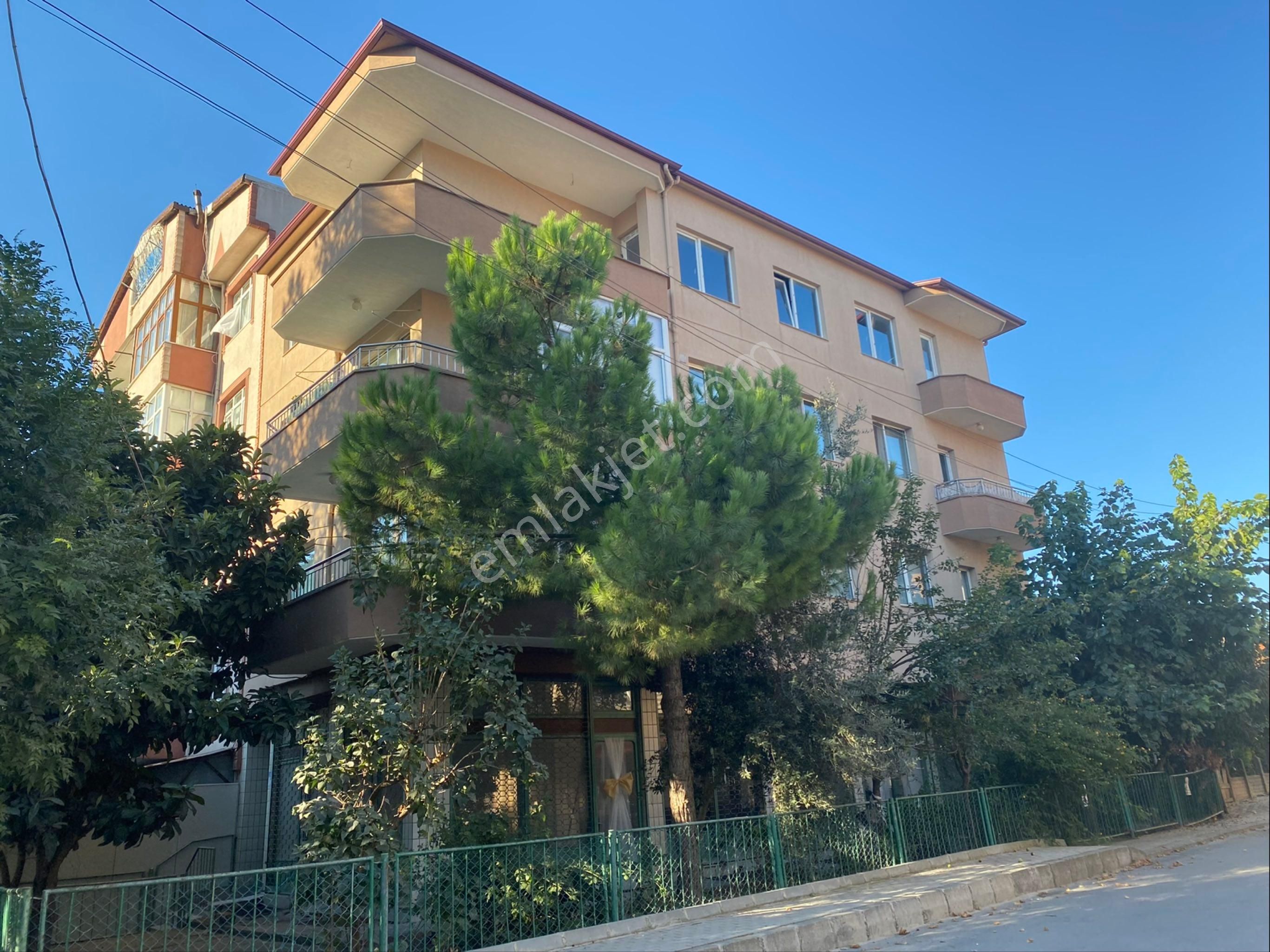 Komple Satılık Bina