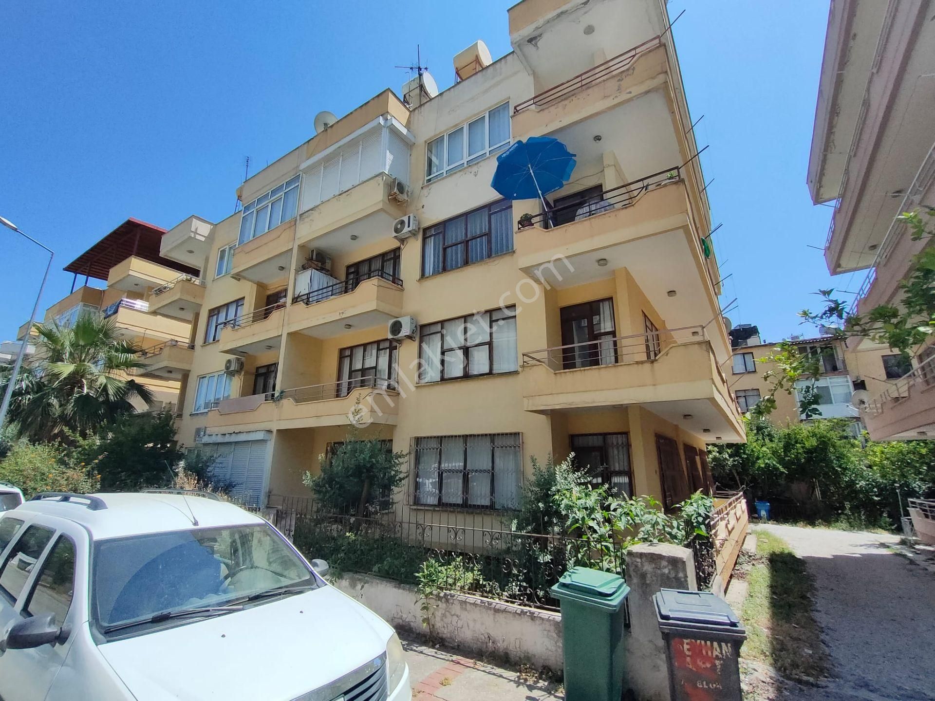 Alanya Cumhuriyet Mah Alanyum Karşısı 3+1 Ayrı Mutfak Daire