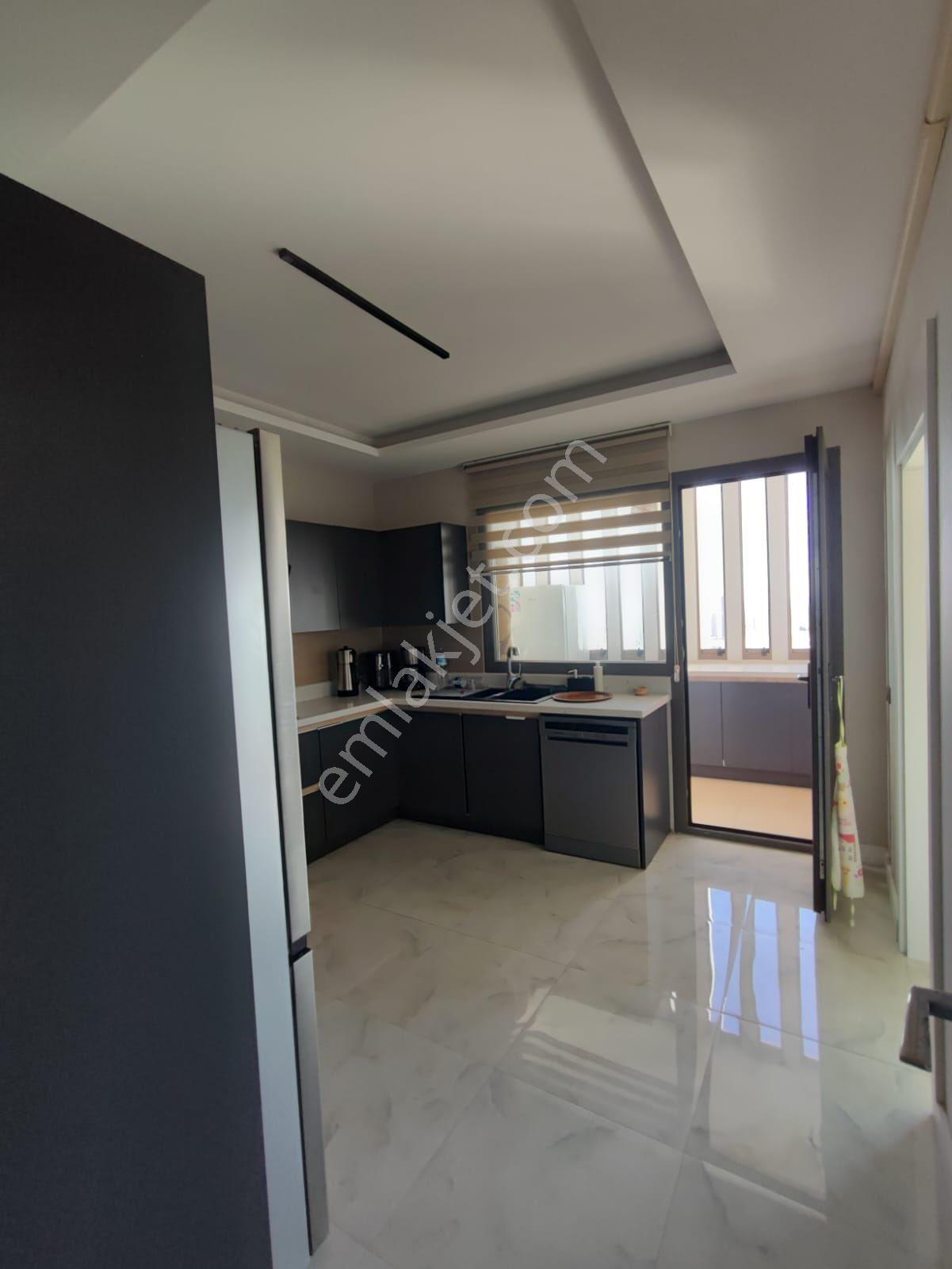 Eski Mezitlide Ultra Lüx Deniz Manzaralı 4+1 Daire - Görsel 22