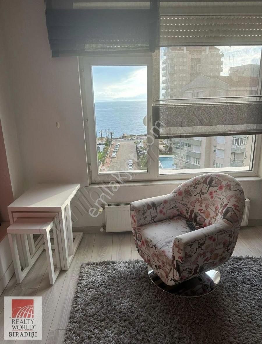Rw Sıradışından Lara-fenerde Deniz Manzaralı Daire