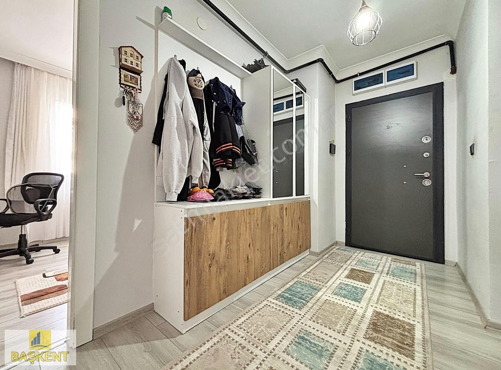 Başkent Gayrimenkul'den Uygun Fiyatlı Ara Katta Geniş 3+1 Daire