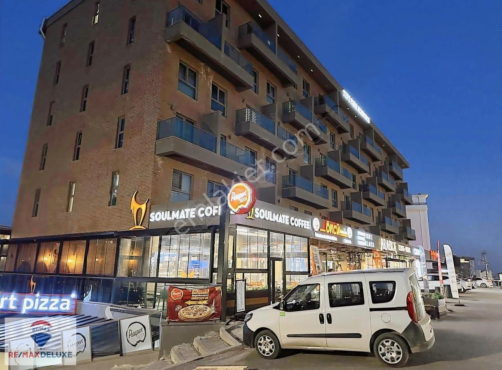 İzmit Tepe Park Residence'da Balkonlu Kiralık 1+0 Eşyalı Daire
