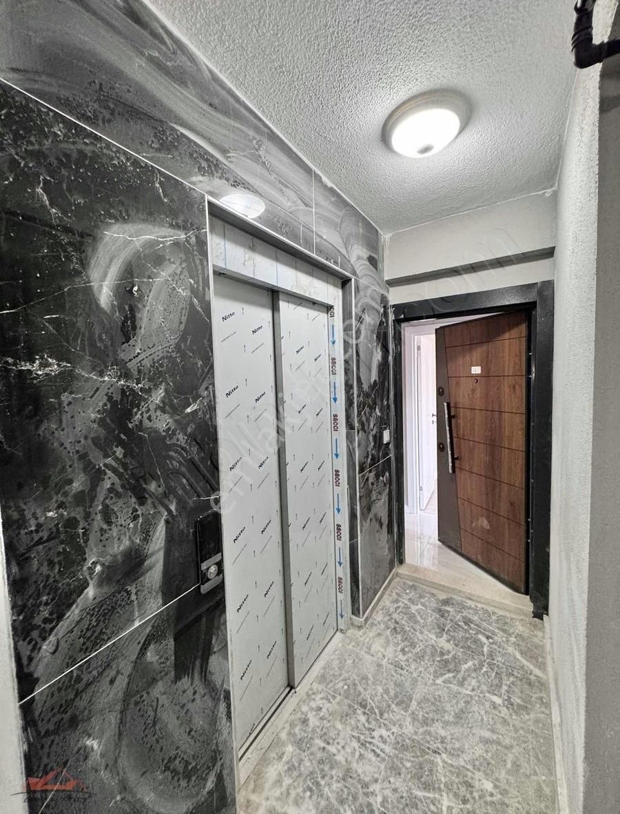 Eyüp Yeşilpınar Sıfır+tapu Masrafsız+asansörlü 4+1 180m2 Dublex