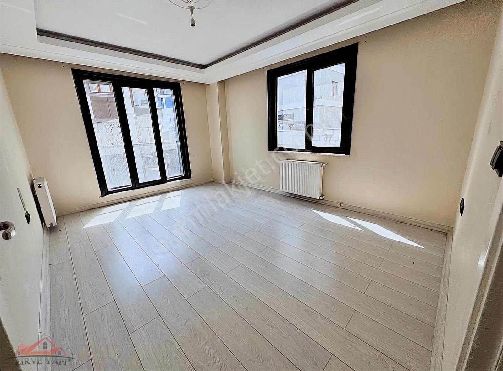 Karadolap Lüx Sitede Boş K.otoparklı 4.kat 2+1 85m2 4.950.000tl