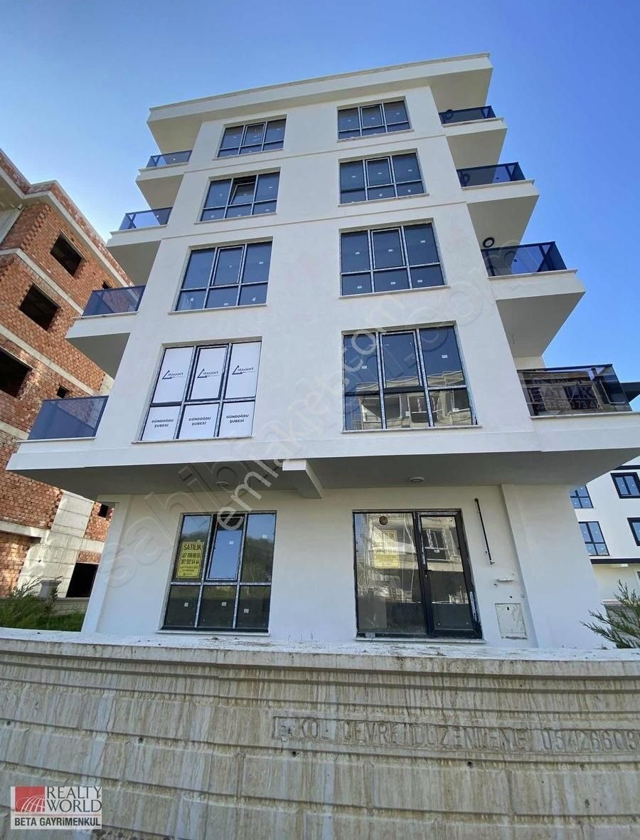 Rw Beta Çarkırlar'da Anayola Yakın Satılık Lüks 2+1 Daire