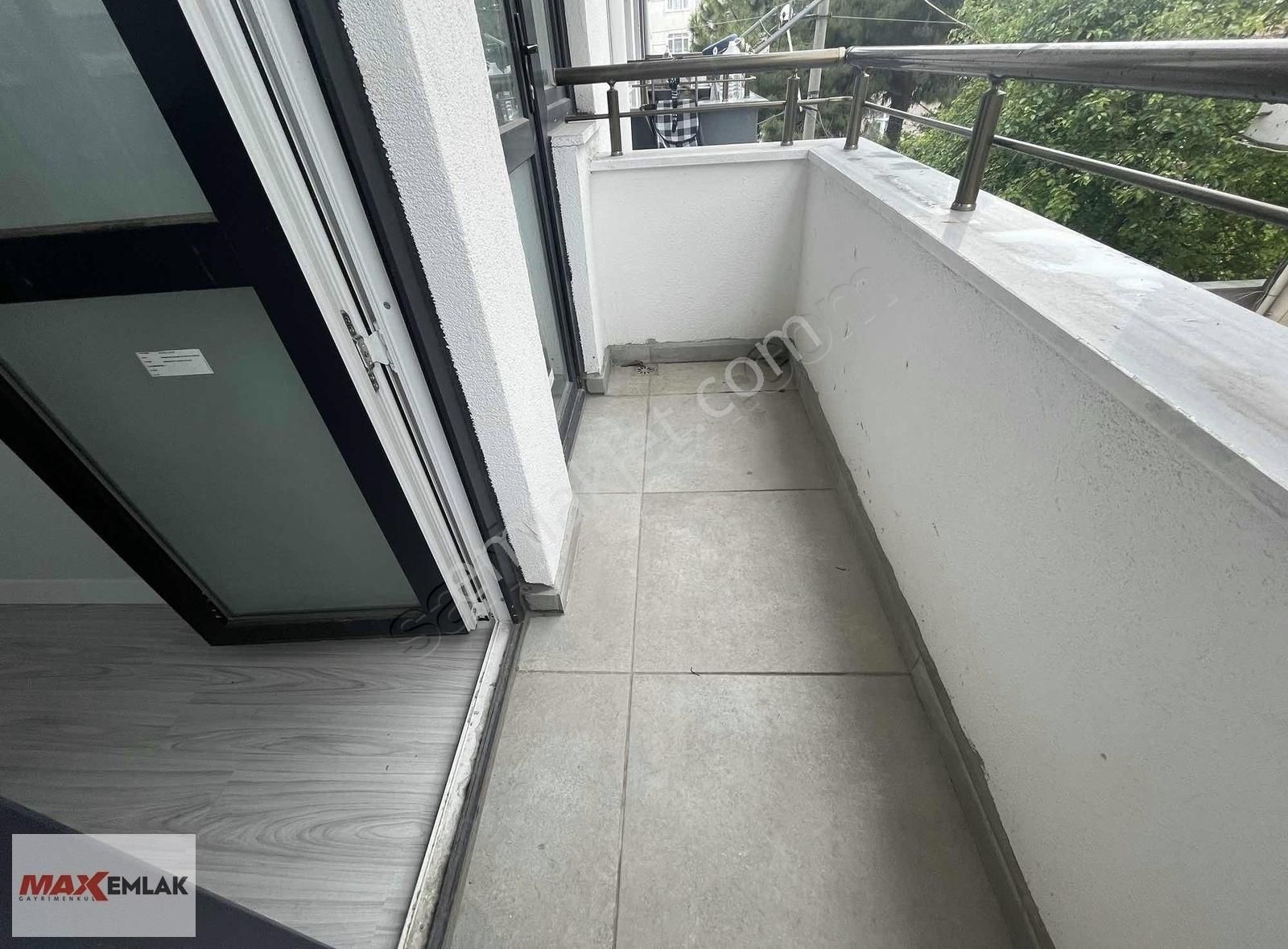 Osmangazi Mah. Marmaray Yakını İskanlı 2+1 100 M2 Ara Kat - Görsel 18