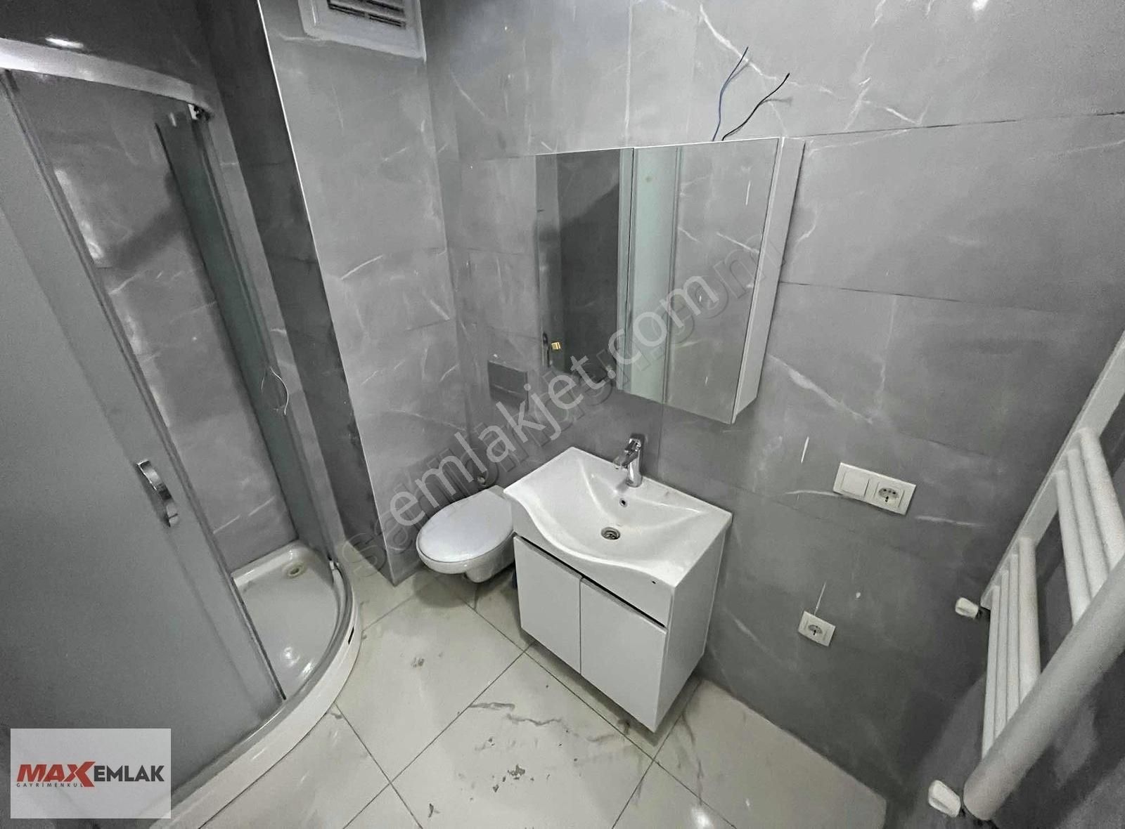 Osmangazi Mah. Marmaray Yakını İskanlı 2+1 100 M2 Ara Kat - Görsel 19