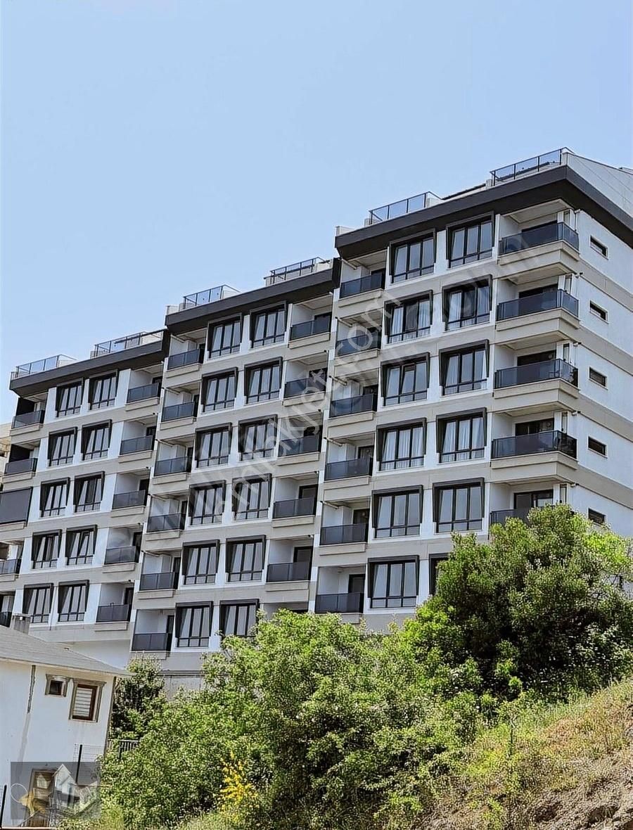 Yalova Termal Üveyzpınar Da Satılık 3+1 Sıfır Daire