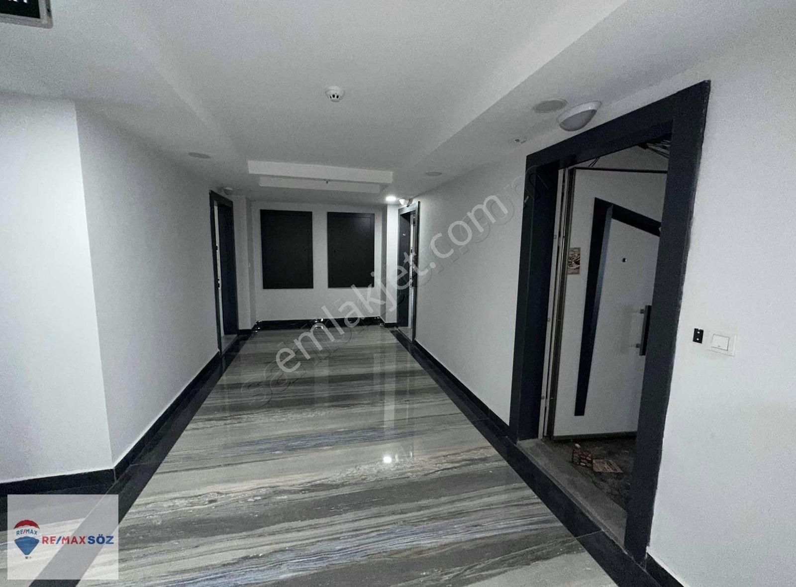 Remax Söz'den Düvenönü Donat Plaza'da İçi Yapılı Kiralık Ofis
