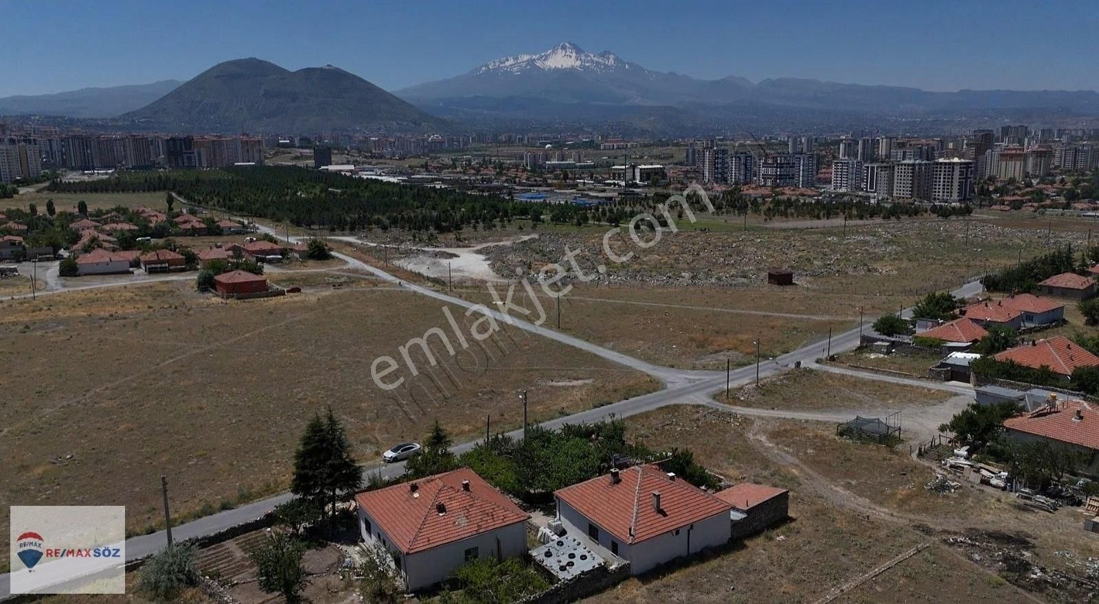 Germir'de Satılık Müstakil Ev