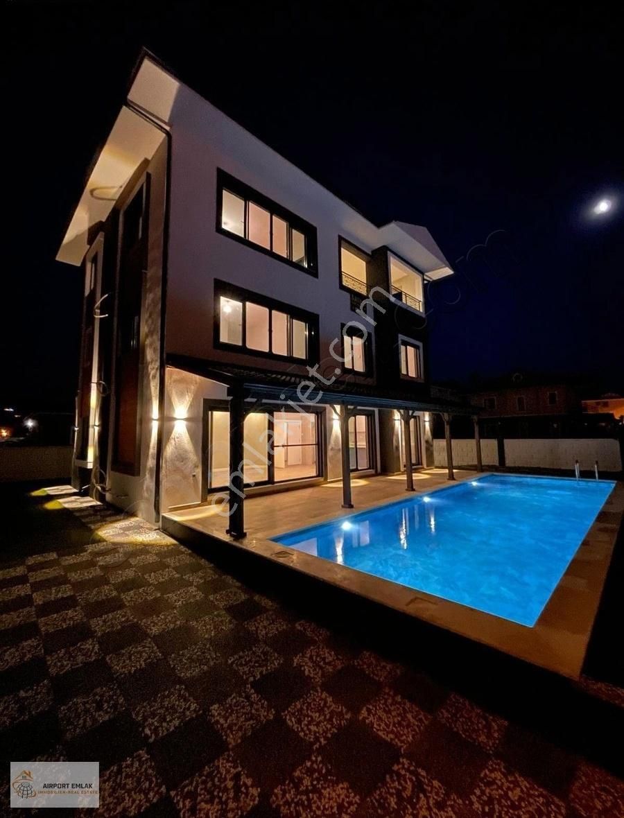 Muğla - Dalaman - Şerefler Mah.'de Muhteşem Ultra Lüks 4+2 Villa