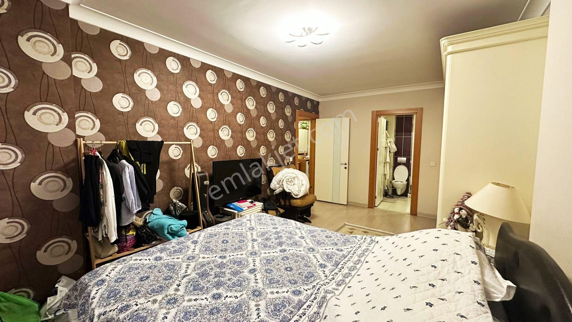 Başokur'dan Bağcılar Şehri-bahar 2 Sitesinde Satılık 2+1 Daire - Görsel 2