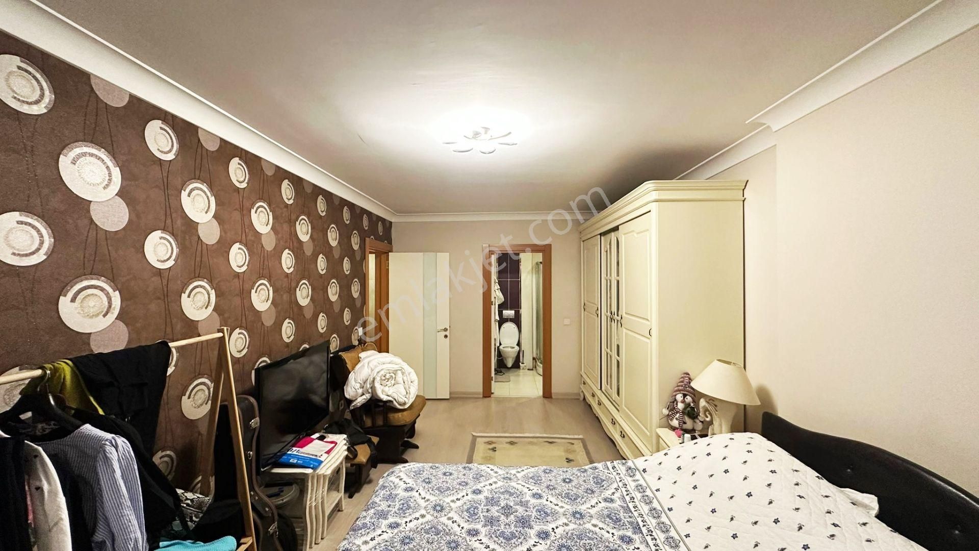 Başokur'dan Bağcılar Şehri-bahar 2 Sitesinde Satılık 2+1 Daire - Görsel 3