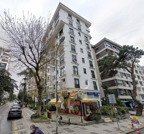 Caddebostan Ömerpaşa Caddesi Üzerinde Yeni Binada 3+1 Daire Emlak Masası