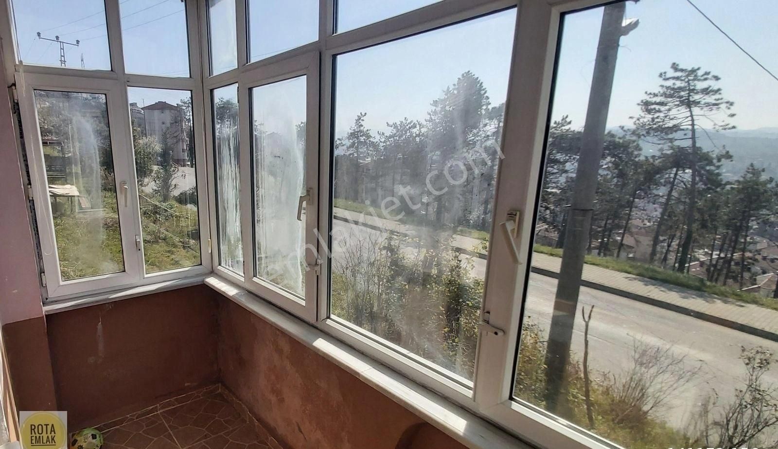 Rota Emlaktan Hastane Mevkii Yapılı Daire