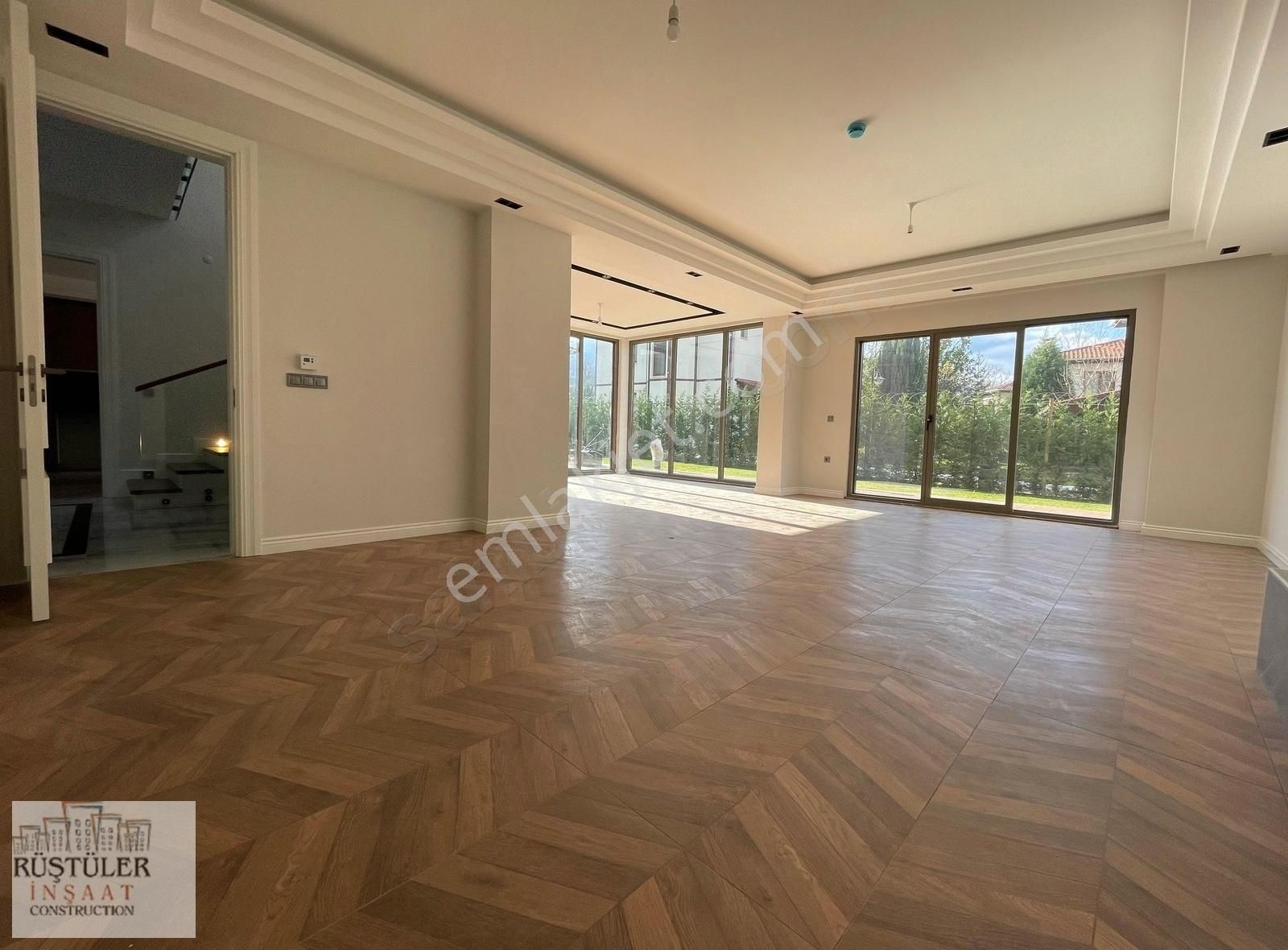 Kırkpınar Bağdat Caddesi Site İçi Müstakil Havuzlu Villa