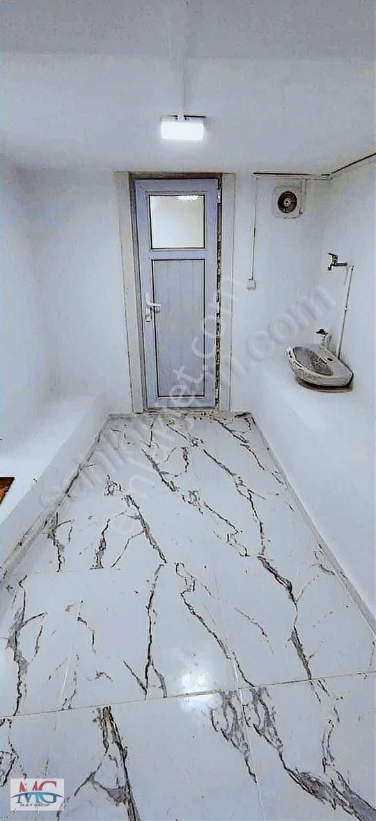 M.a.y Group'tan Ana Cadde'de 20.000 Kiracılı 120m2 Dükkan - Görsel 10