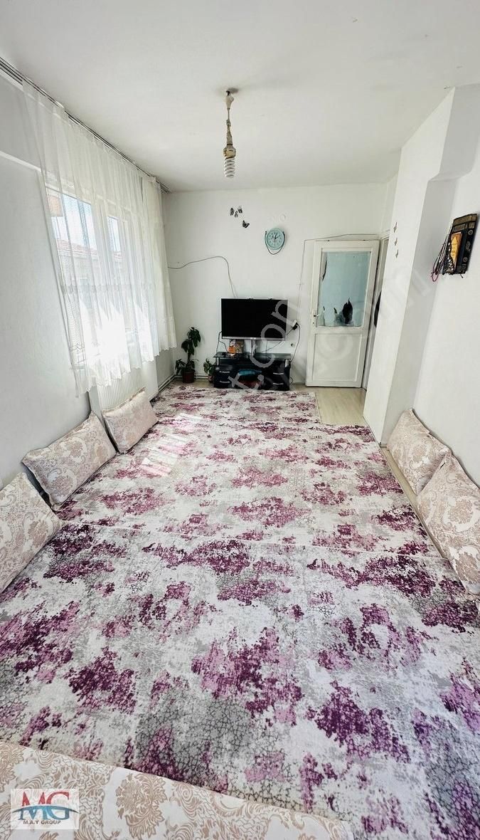 Yeşiltepe Satılık Uygun Daire 3+1 Krediye Uygun