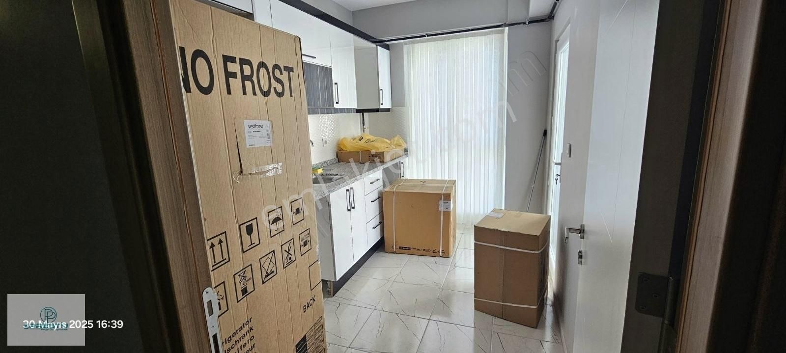 Pendik Çınardere Kiralık 2+1 Sıfır Eşyalı Daire