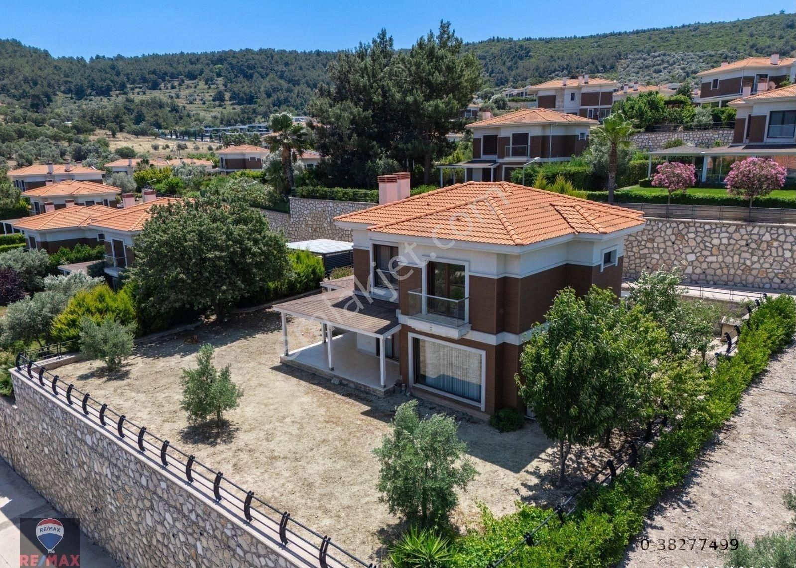 Egekoop 4 Mevsım Konaklarında Satılık 4+1 Vılla