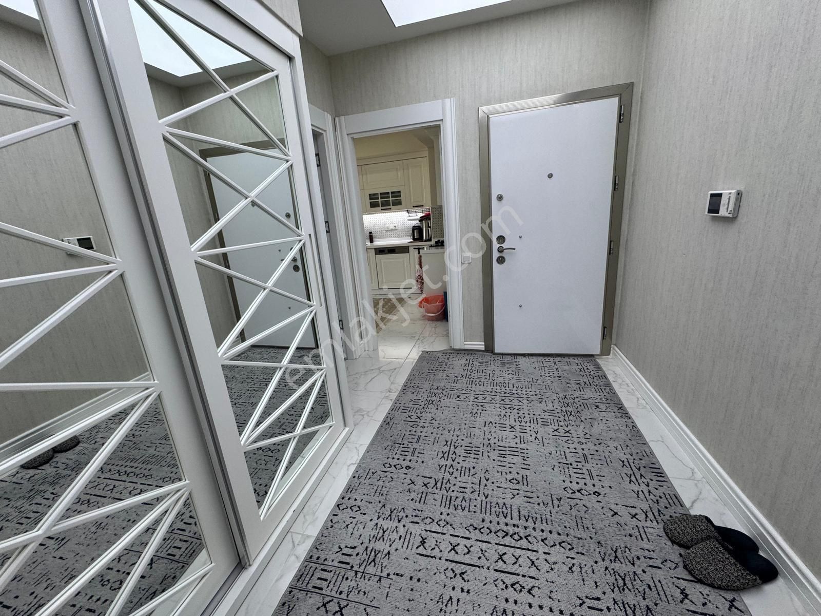 Salım Grp Emlak - Uydukent Aypark 2 Sıtesınde 3+1 Satılık Daire