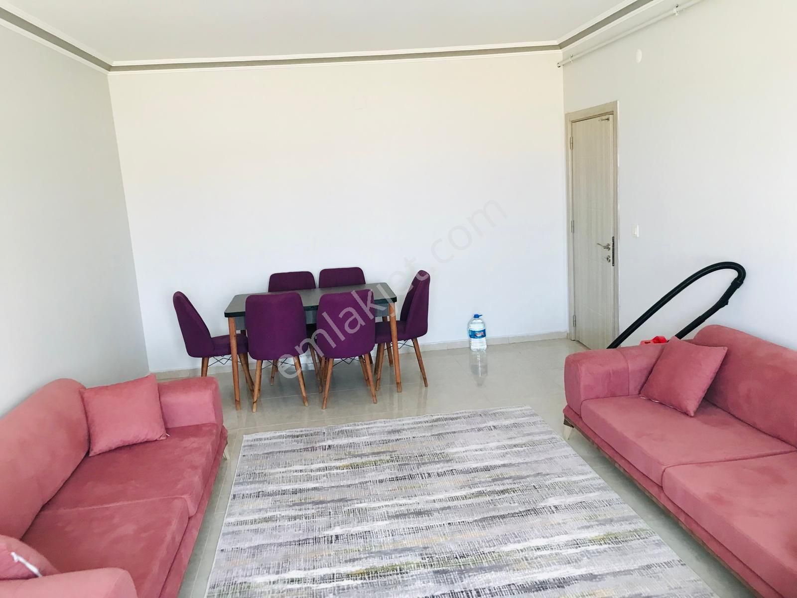 Sahra Emlaktan Yenikent Toki Havalimanı Caddesinde Kiralık Eşyalı Daire