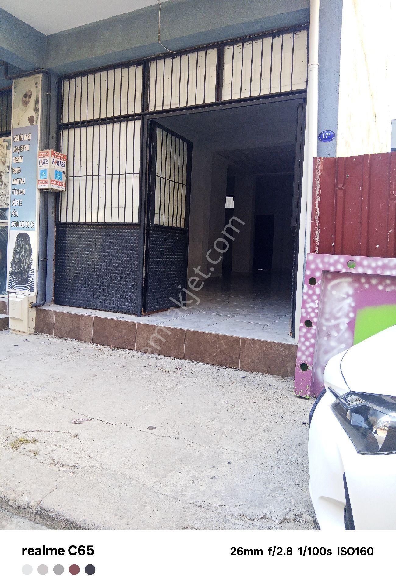 Gediz Merkezde Depo Atölye