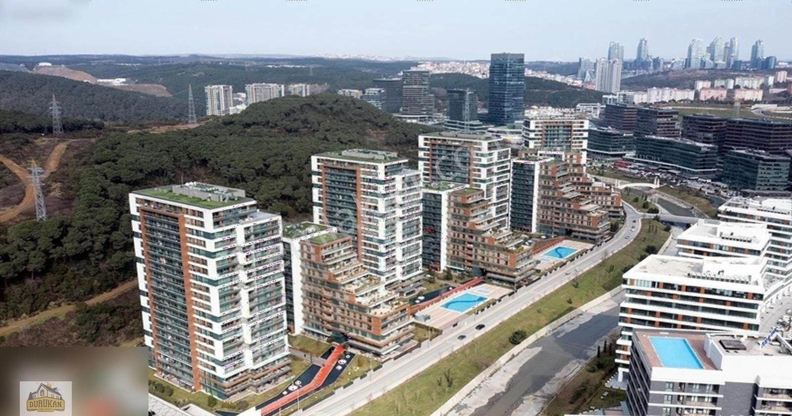 Vadistanbul Teras Evleri 3+1 Peysaj Cephe Boş Güncel Satılık