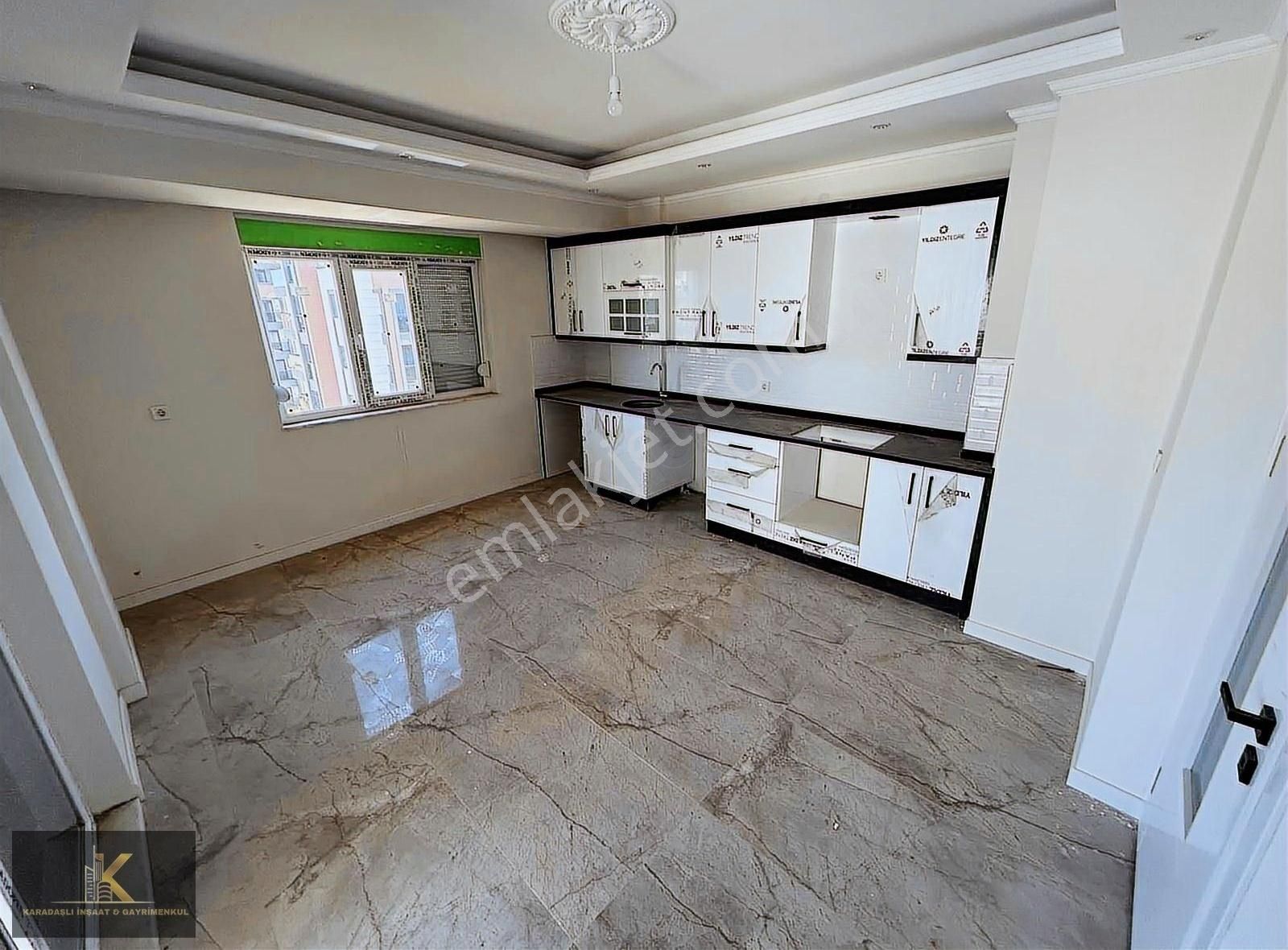 Döşemealtı Yeniköy Cadde Üzeri Satılık 2+1 Sıfır Daire