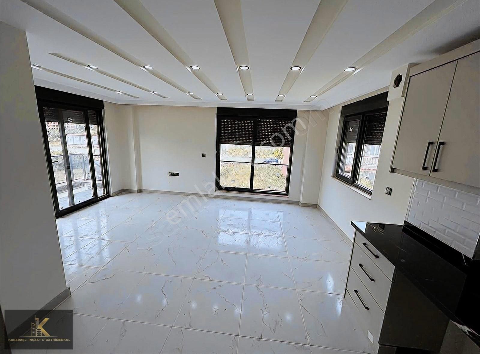 Döşemealtında Ebeveyn Banyolu Full Kredili 1+1 Sıfır Daire