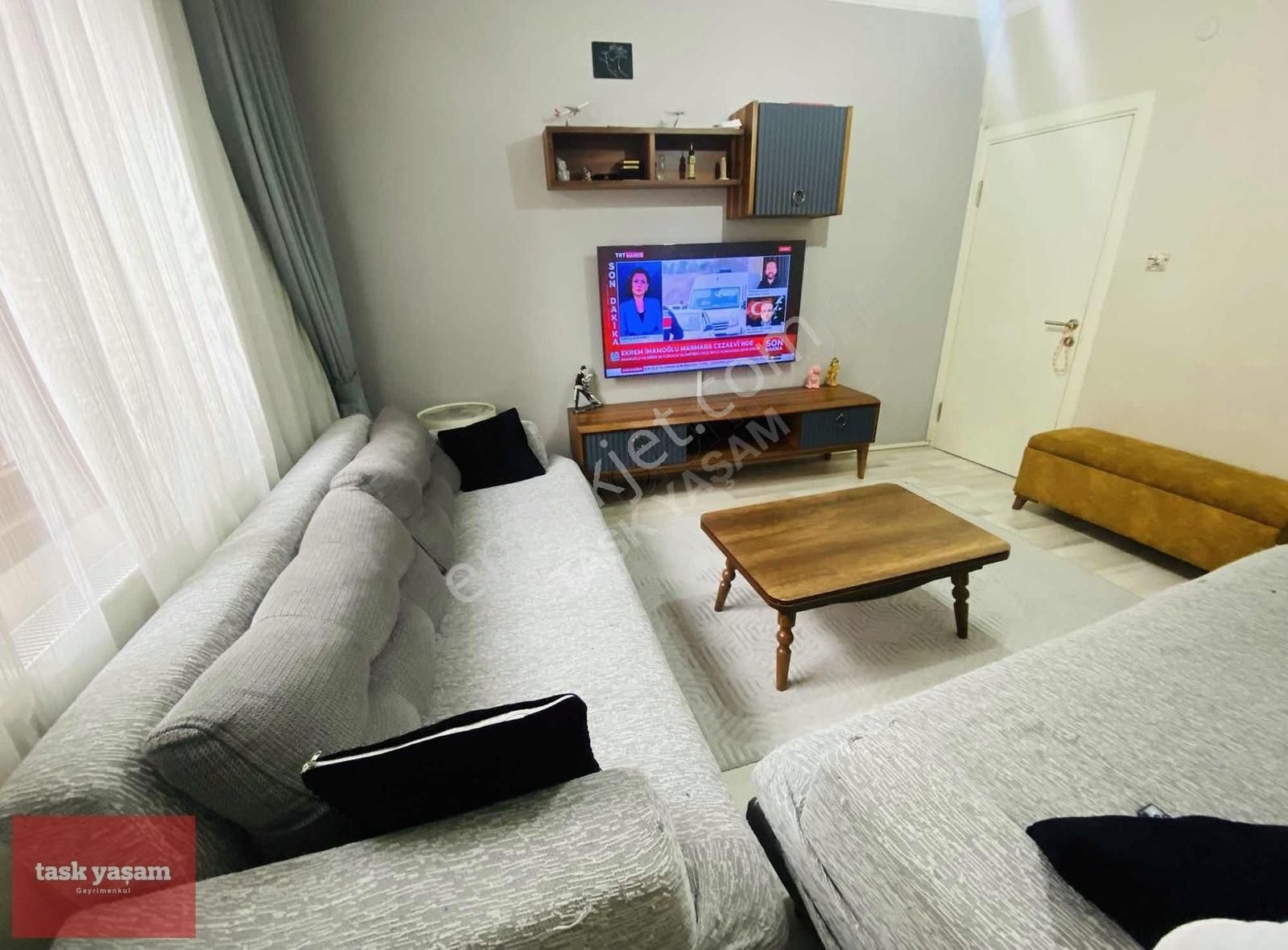 Gülbaharda Merkezi Konumda Satılık 2+1 Daire