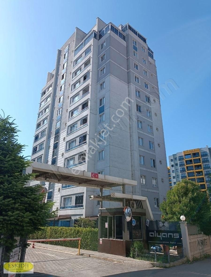 Sultanbeyli'de Menta Alyans Sitesi'nde Kiralık Daire