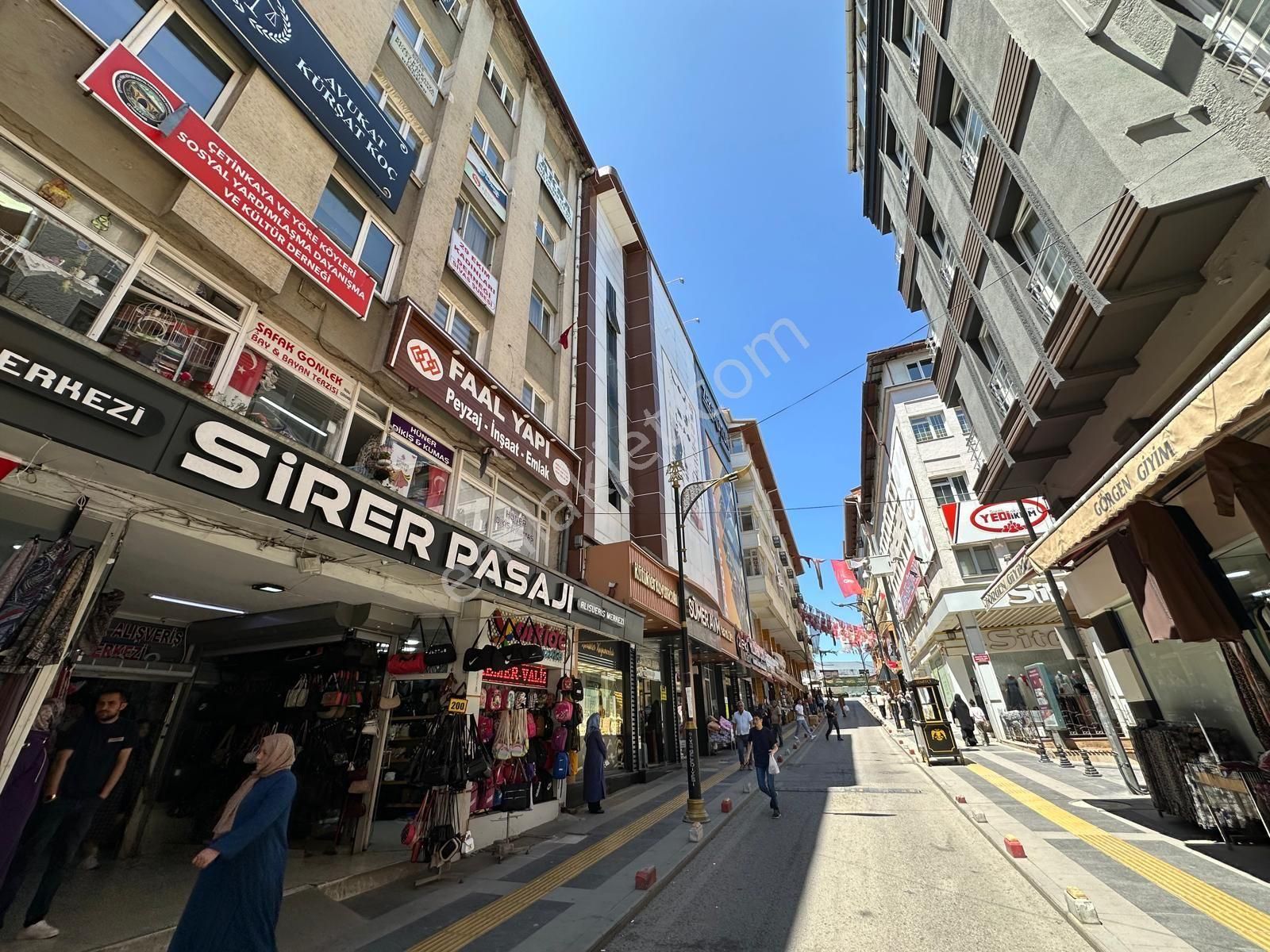 Karahan Emlak'tan Satılık Dükkan✅sivas Merkez Çarşının Göbeğinde*sirer Pasajında*120 M²