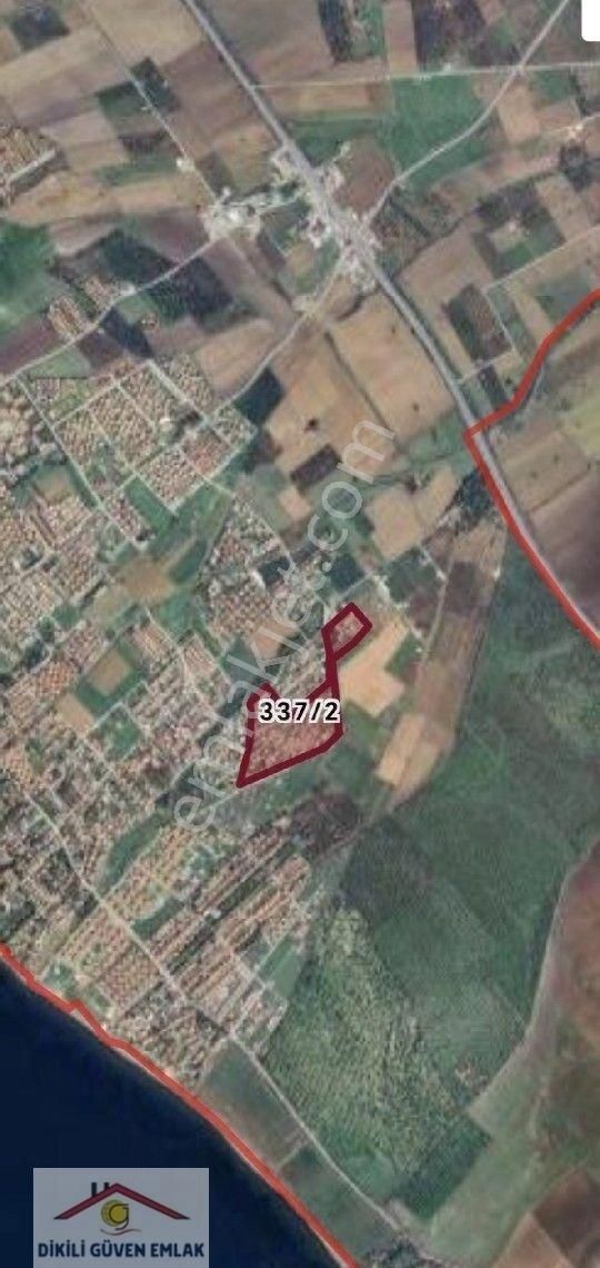 Salihler Töyko Sitesinde Arsa 315 M2 Dikili Güven Emlaktan Satılık